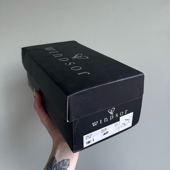 Orange strappy chunky heeled sandals slip-on - Picture 8 of 8